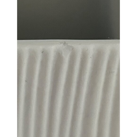 Naaman Israel Modern White Ceramic Vase – AK7 Line – Textured Matte with Glossy - Picture 6 of 6